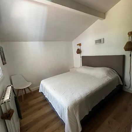 Villa 820 - Renovated, Pool, & Golf Within Walking Distance *