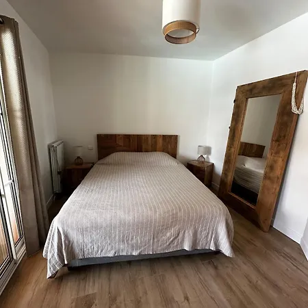 820 - Renovated, Pool, & Golf Within Walking Distance Villa